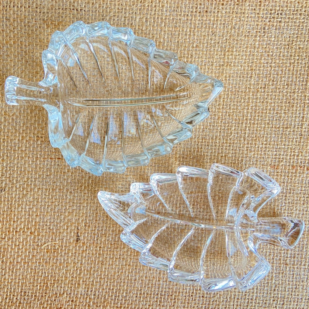 Clear glass leaf shaped trinket dishes small with stems and textured underneath